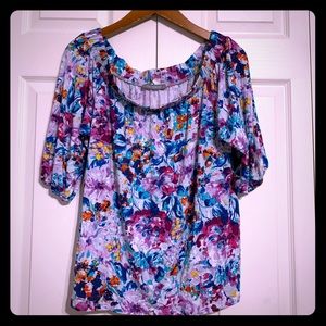 Colorful Floral Medium Sleeved Top